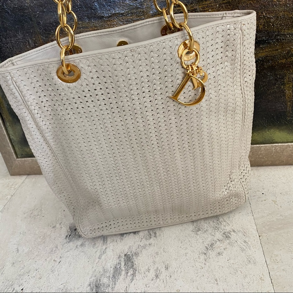 🚫 SOLD - 🎉HP🎉 NWOT AUTH LADY DIOR BAG - PRICE FIRM - Picture 6 of 15